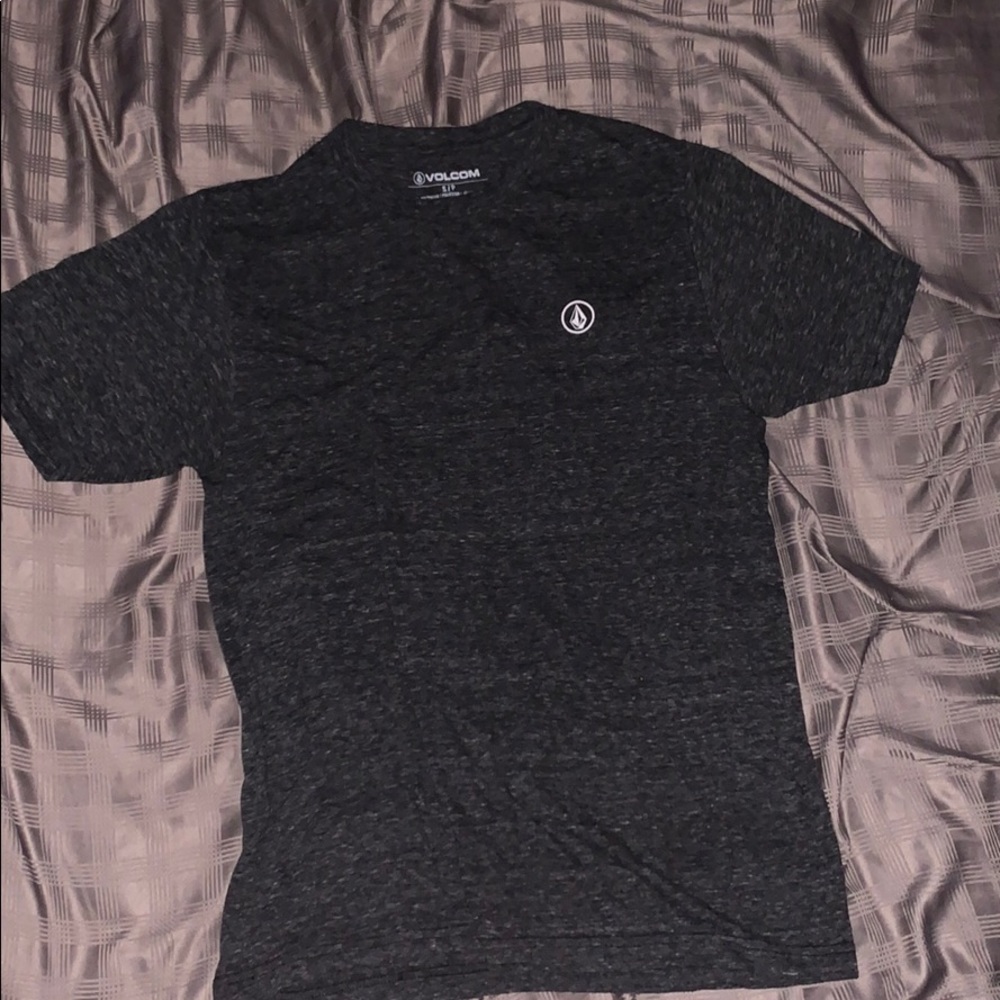 Volcom short sleeve shirt